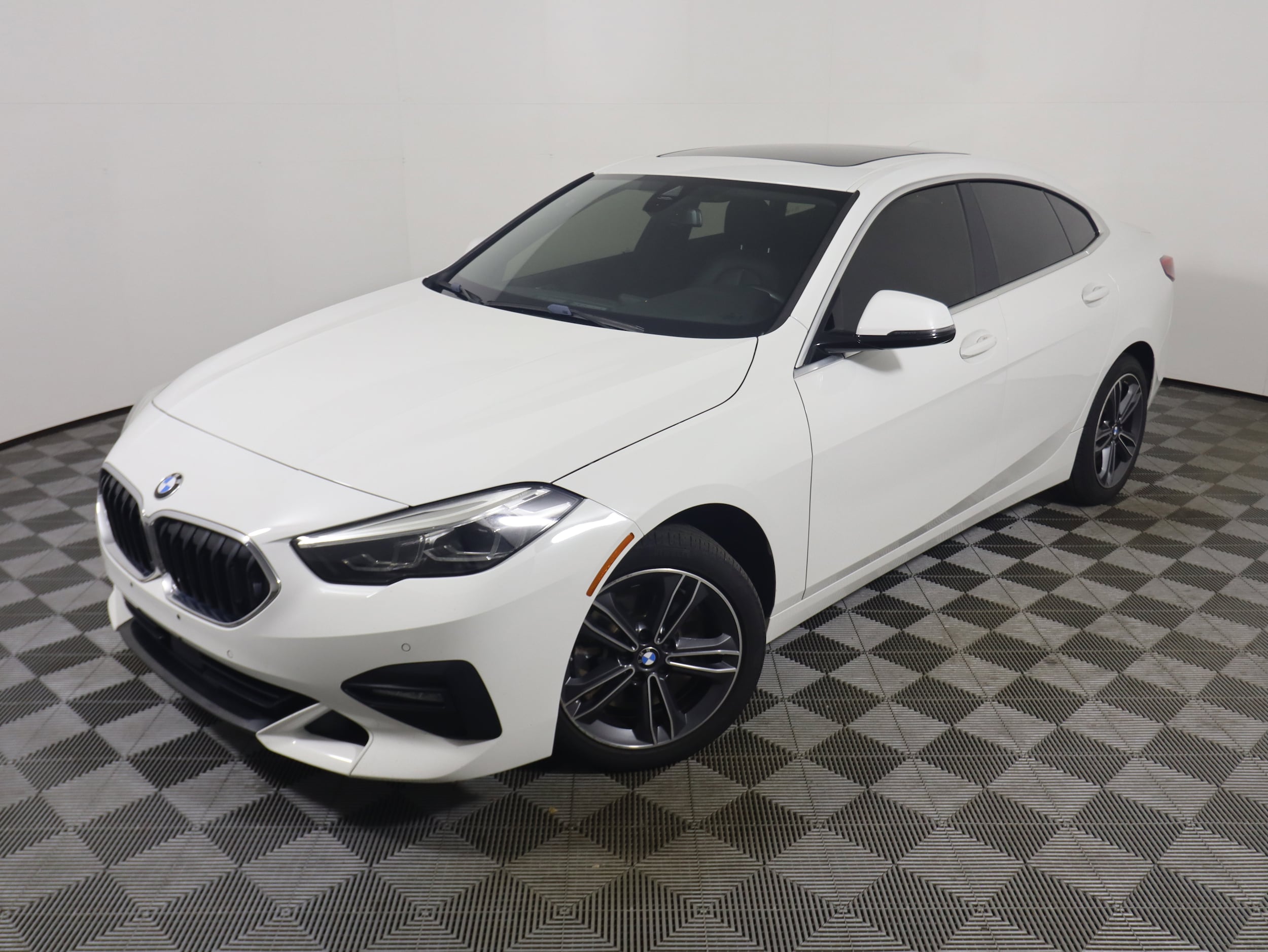 2021 BMW 2 Series 228i's photo