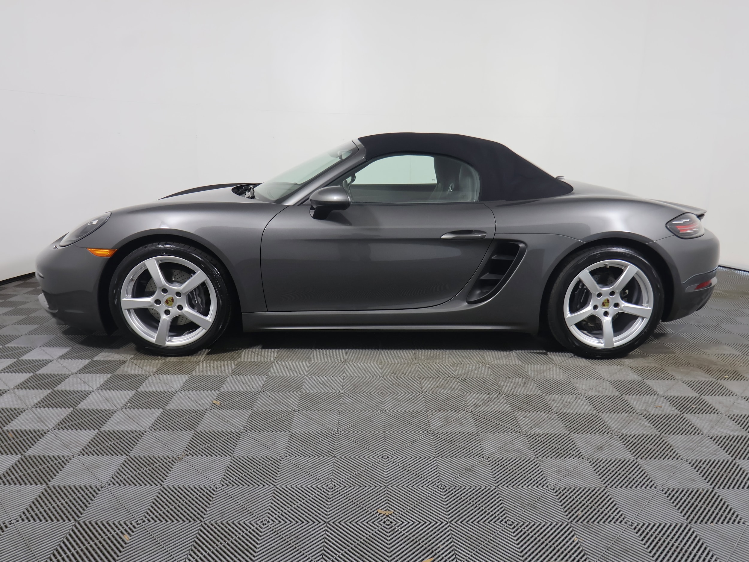 Certified 2021 Porsche 718 Base with VIN WP0CA2A81MS210465 for sale in Melbourne, FL