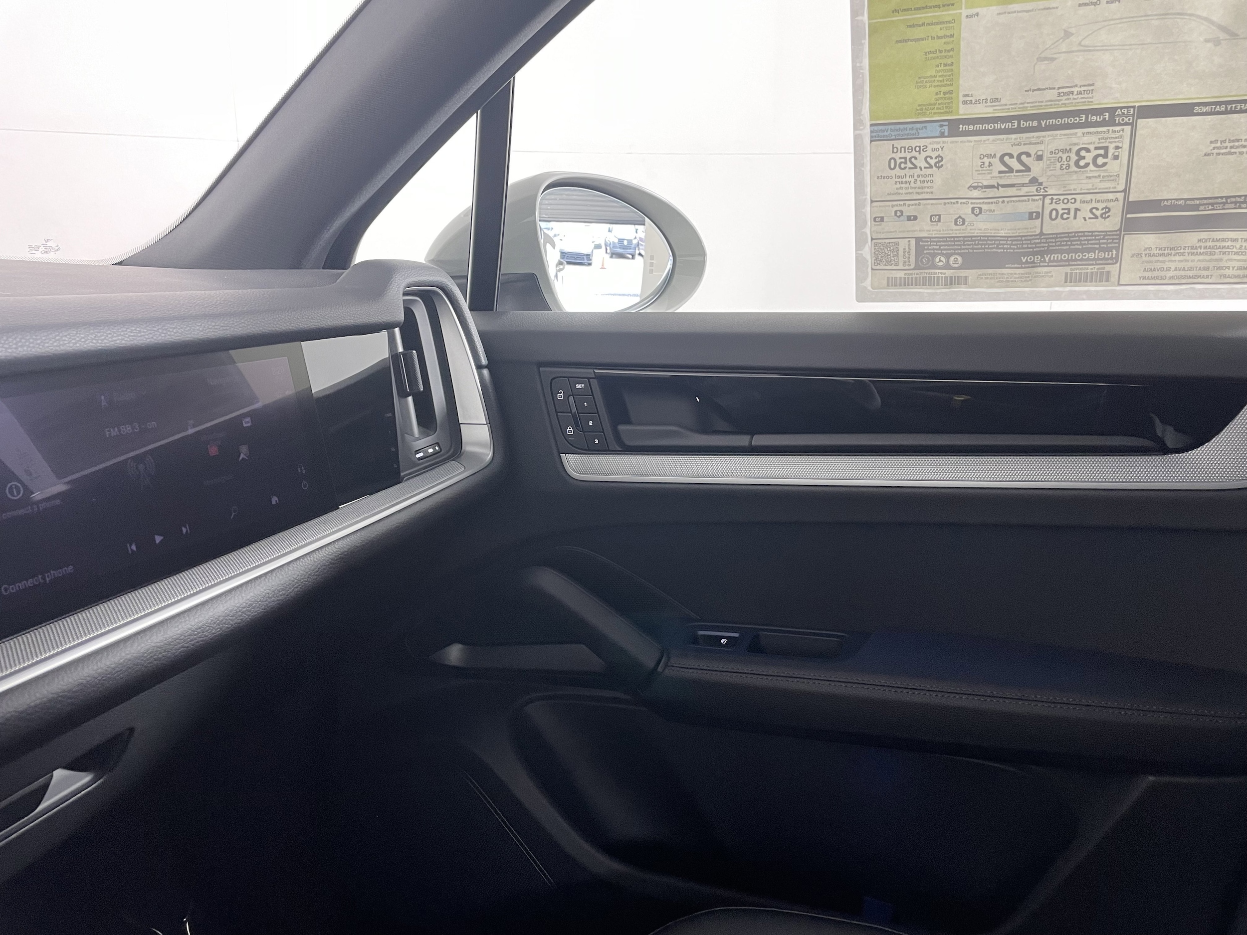 2026 Porsche Cayenne E-Hybrid - Photo 14