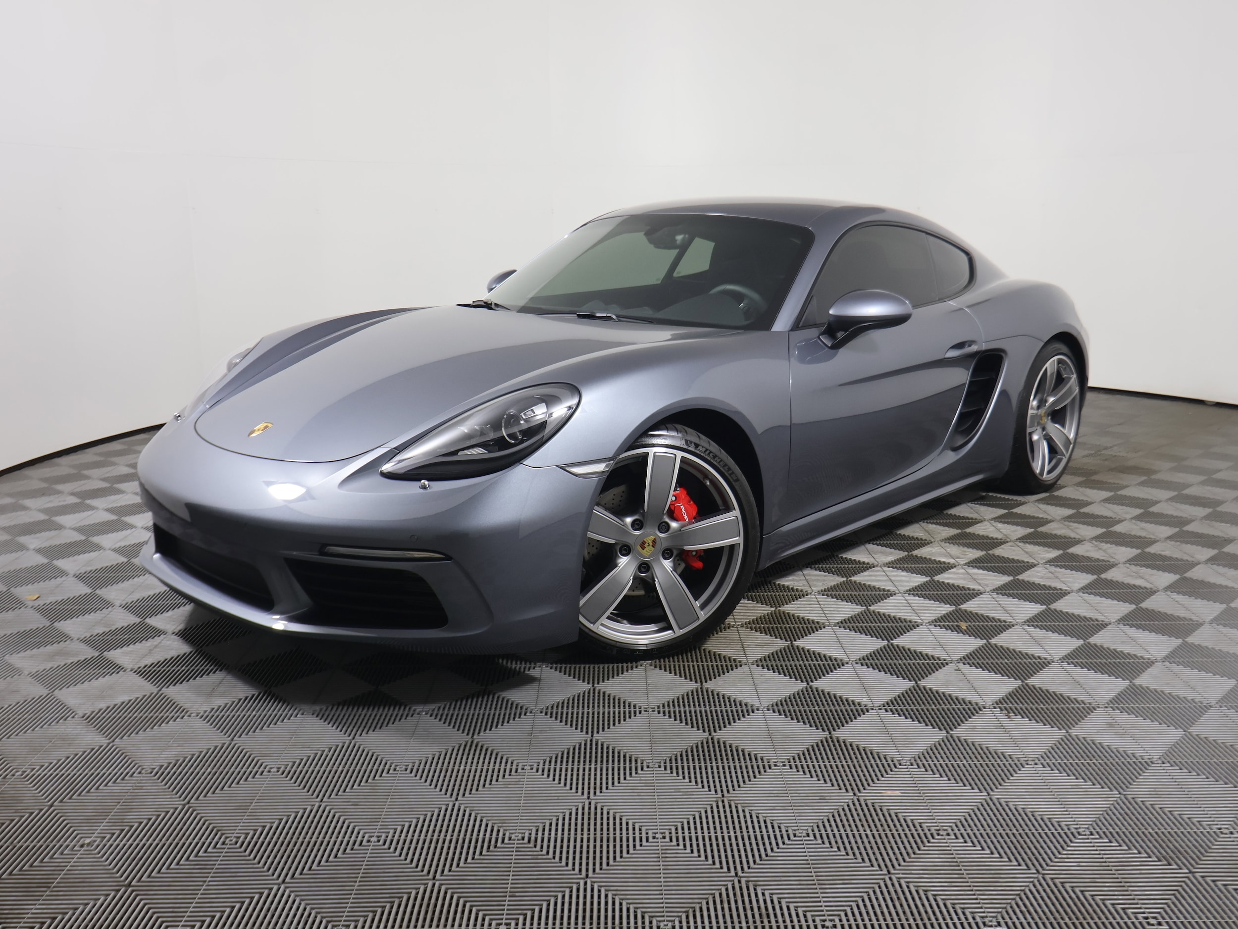 2025 Porsche 718 Cayman S