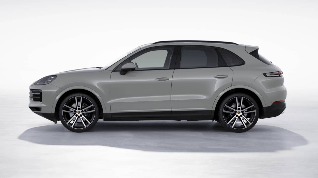 2026 Porsche Cayenne photo 2