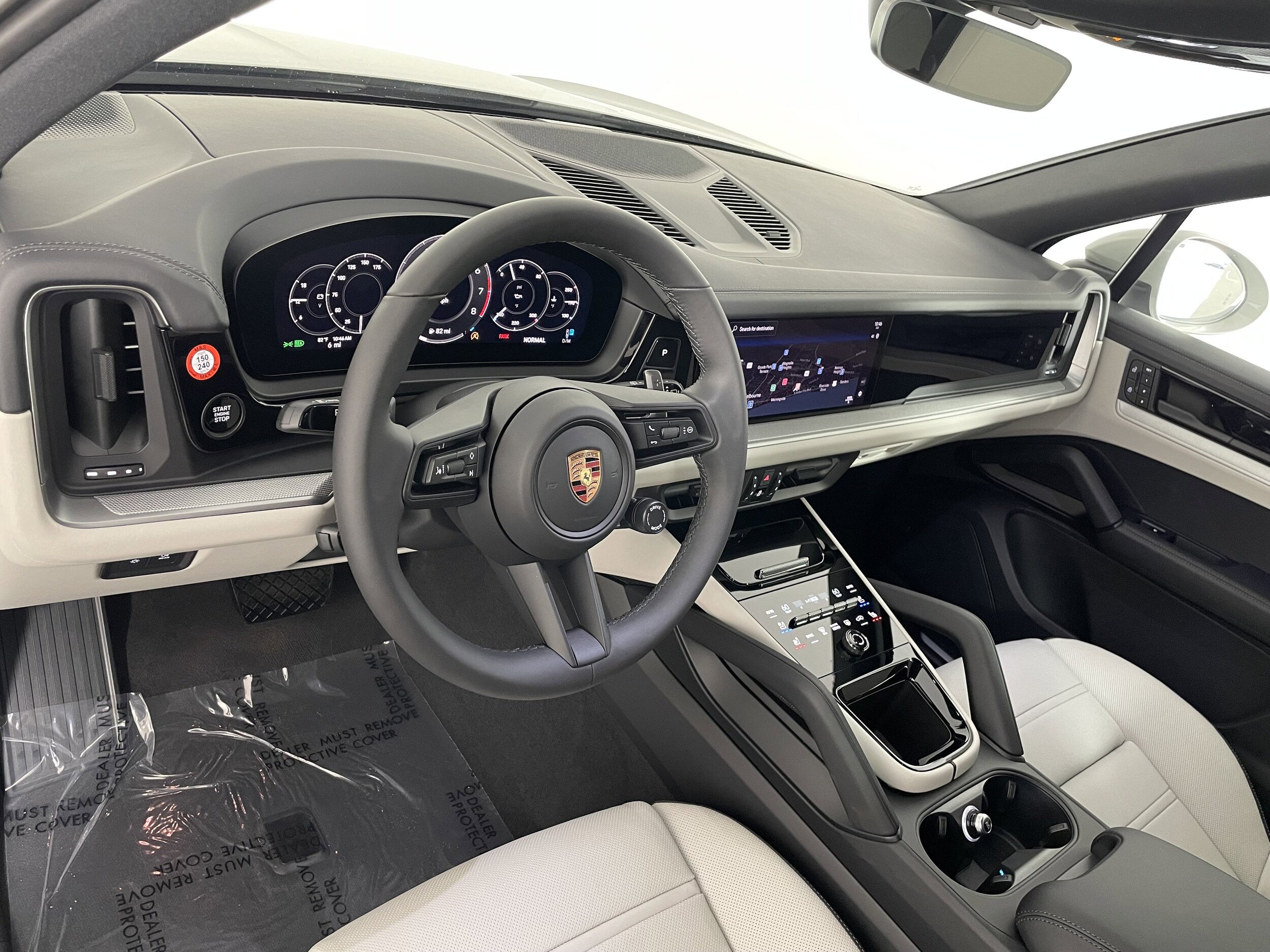2026 Porsche Cayenne photo 4
