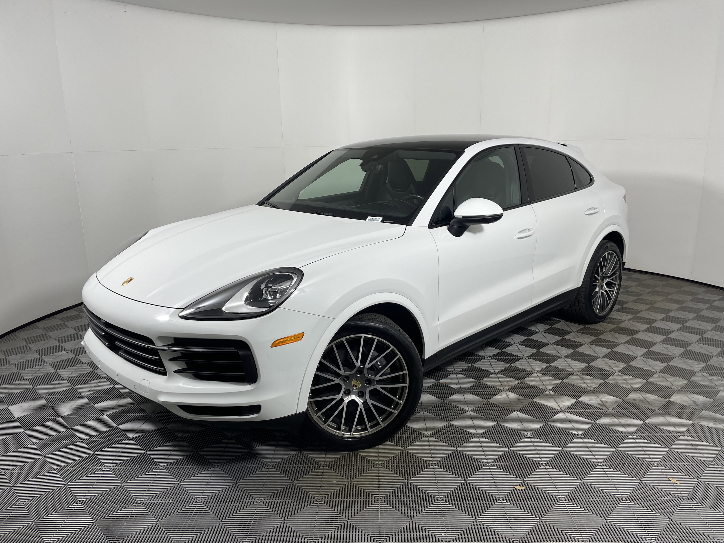 2023 Porsche Cayenne Coup Platinum Edition