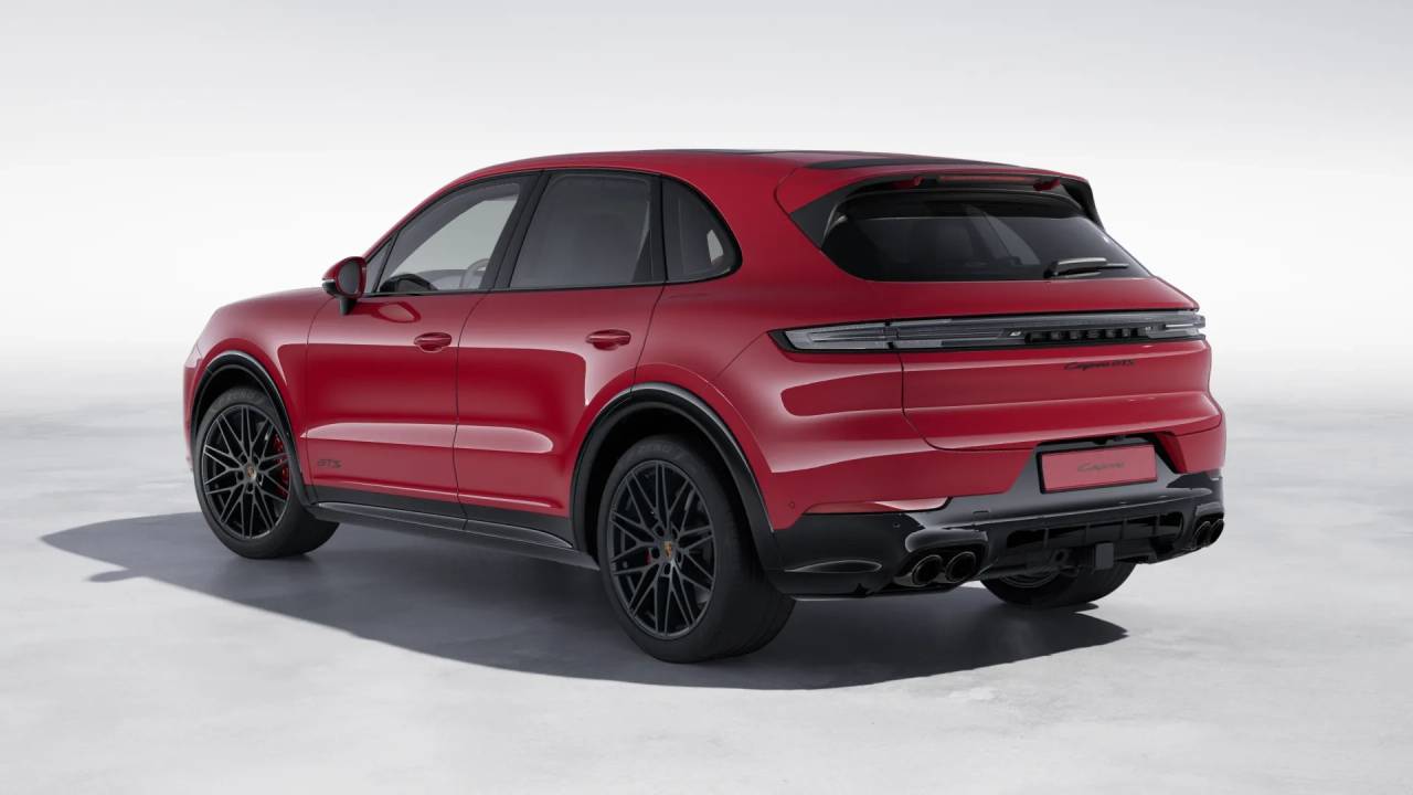 2026 Porsche Cayenne GTS photo 3