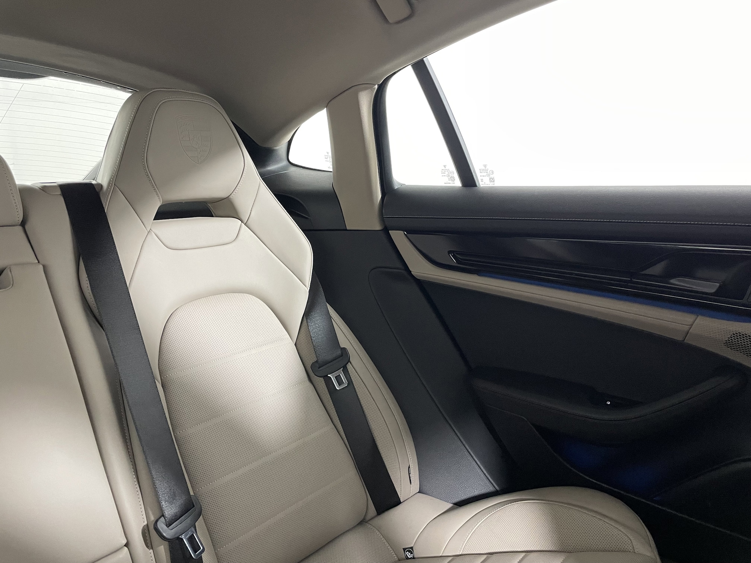 2026 Porsche Panamera Base - Photo 17