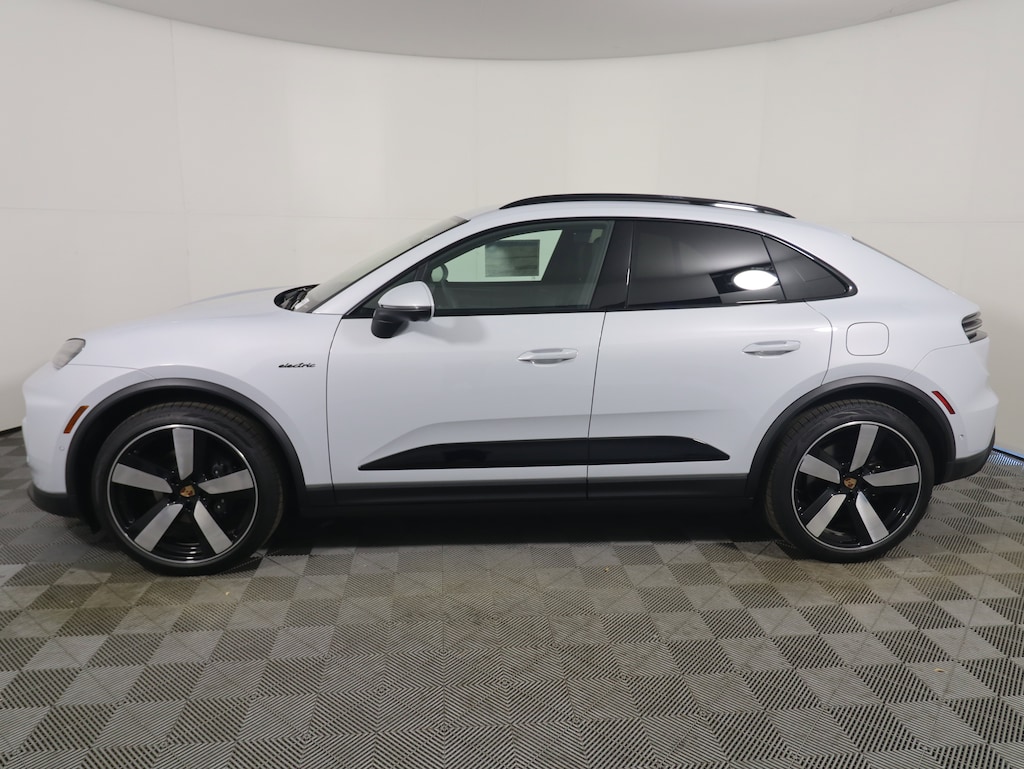 New 2026 Porsche Macan Electric Electric RWD