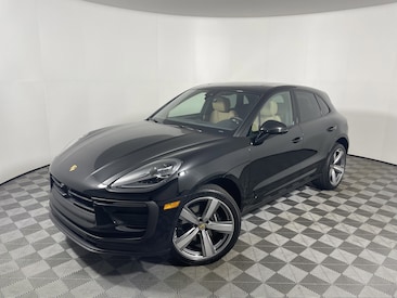 2025 Porsche Macan SUV