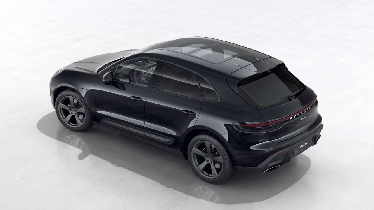 2026 Porsche Macan T photo 3