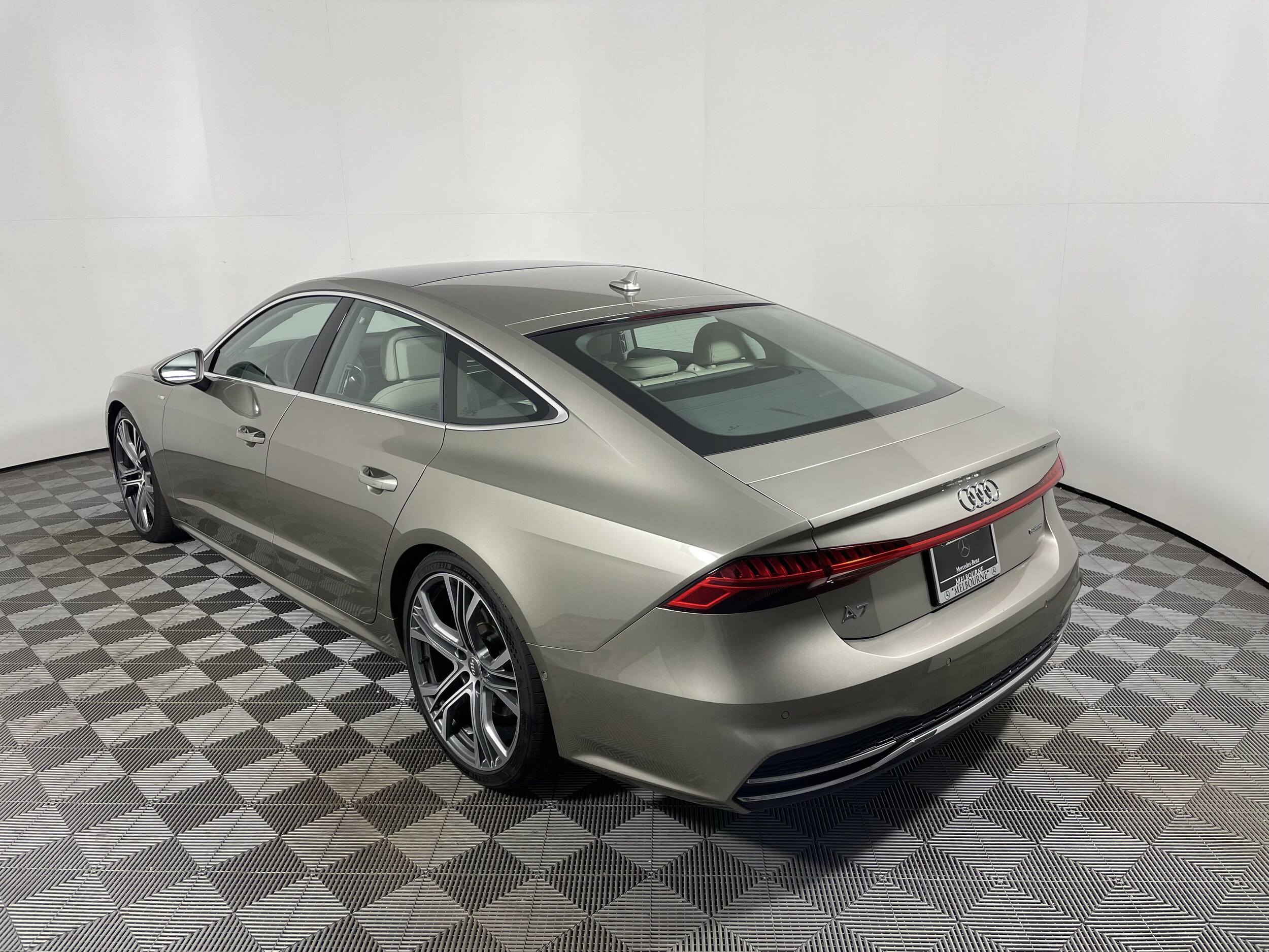 2019 Audi A7 Prestige 55 photo 3