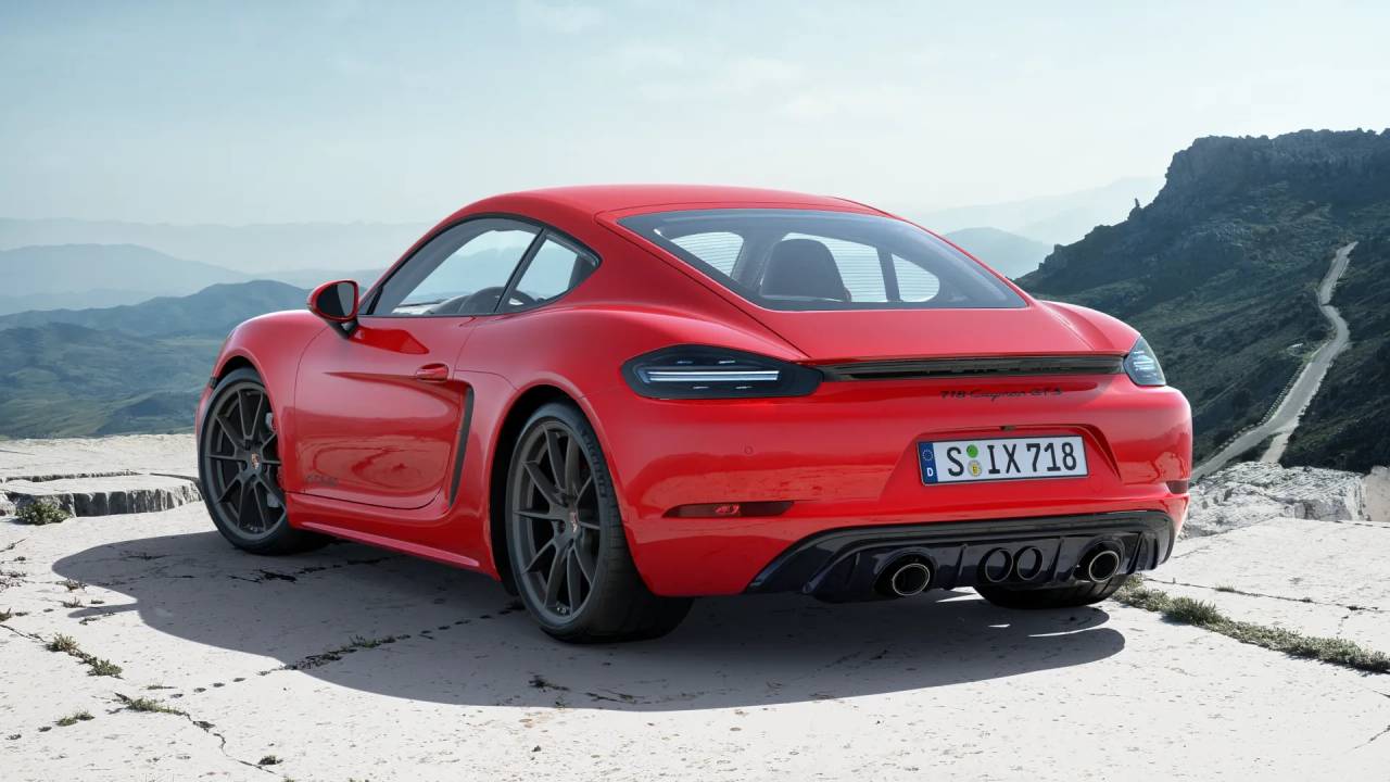 2025 Porsche Cayman GTS 4.0 photo 3