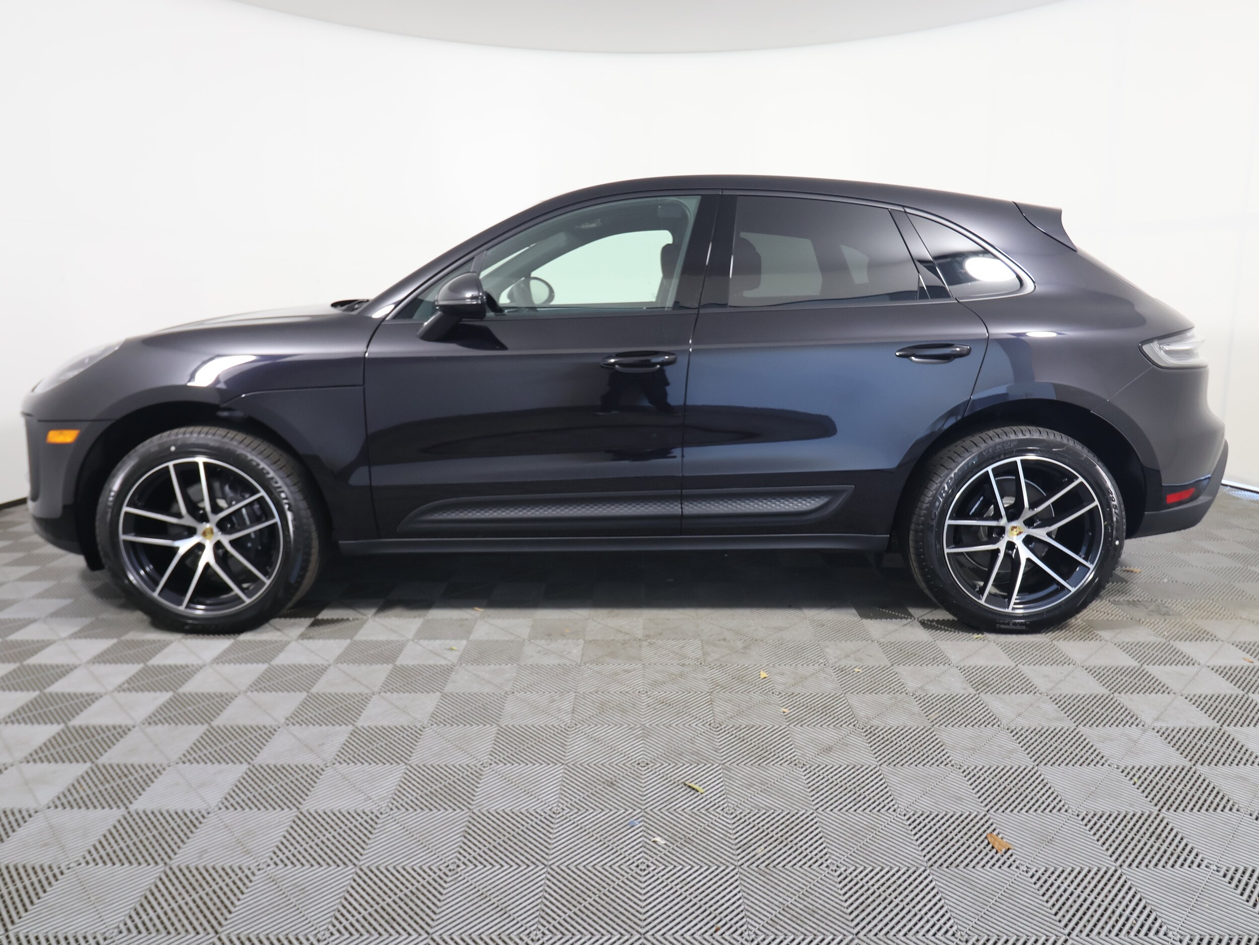Certified 2024 Porsche Macan T with VIN WP1AA2A51RLB11643 for sale in Melbourne, FL
