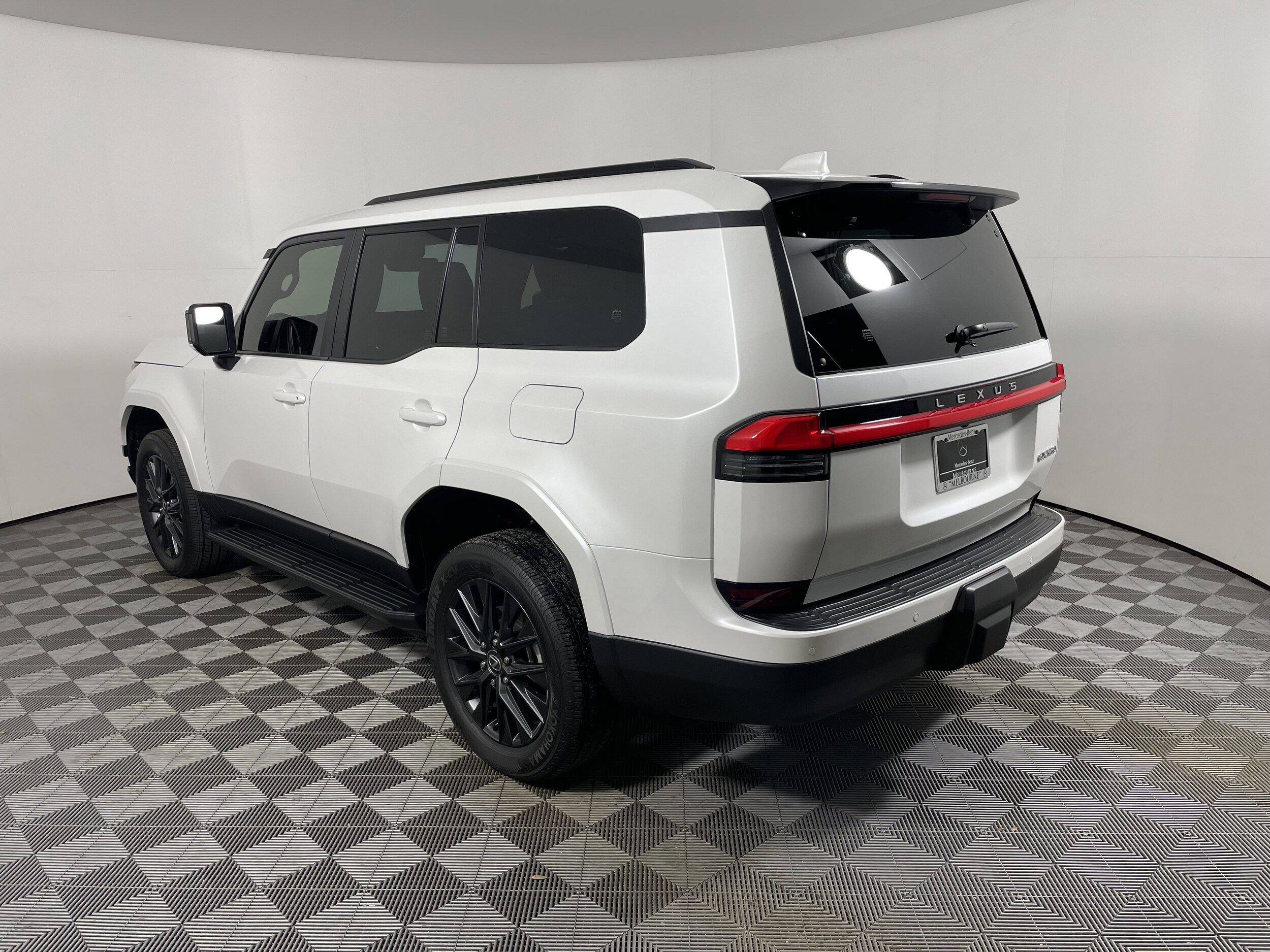 2024 Lexus GX 550 Premium photo 3