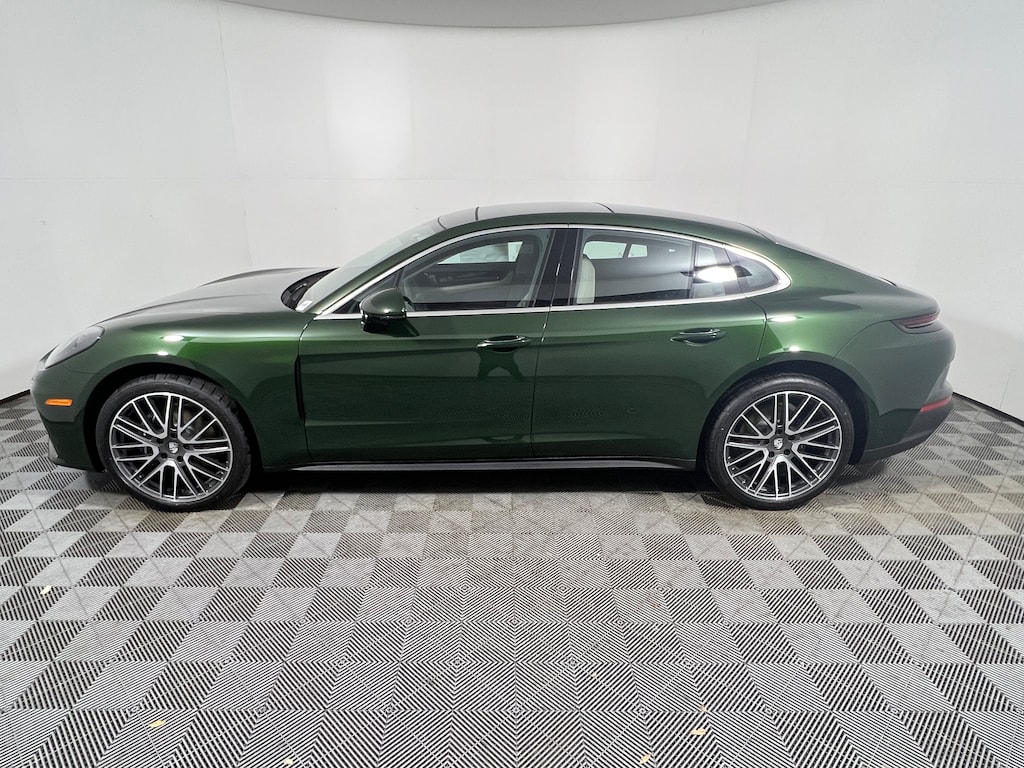 New 2026 Porsche Panamera RWD
