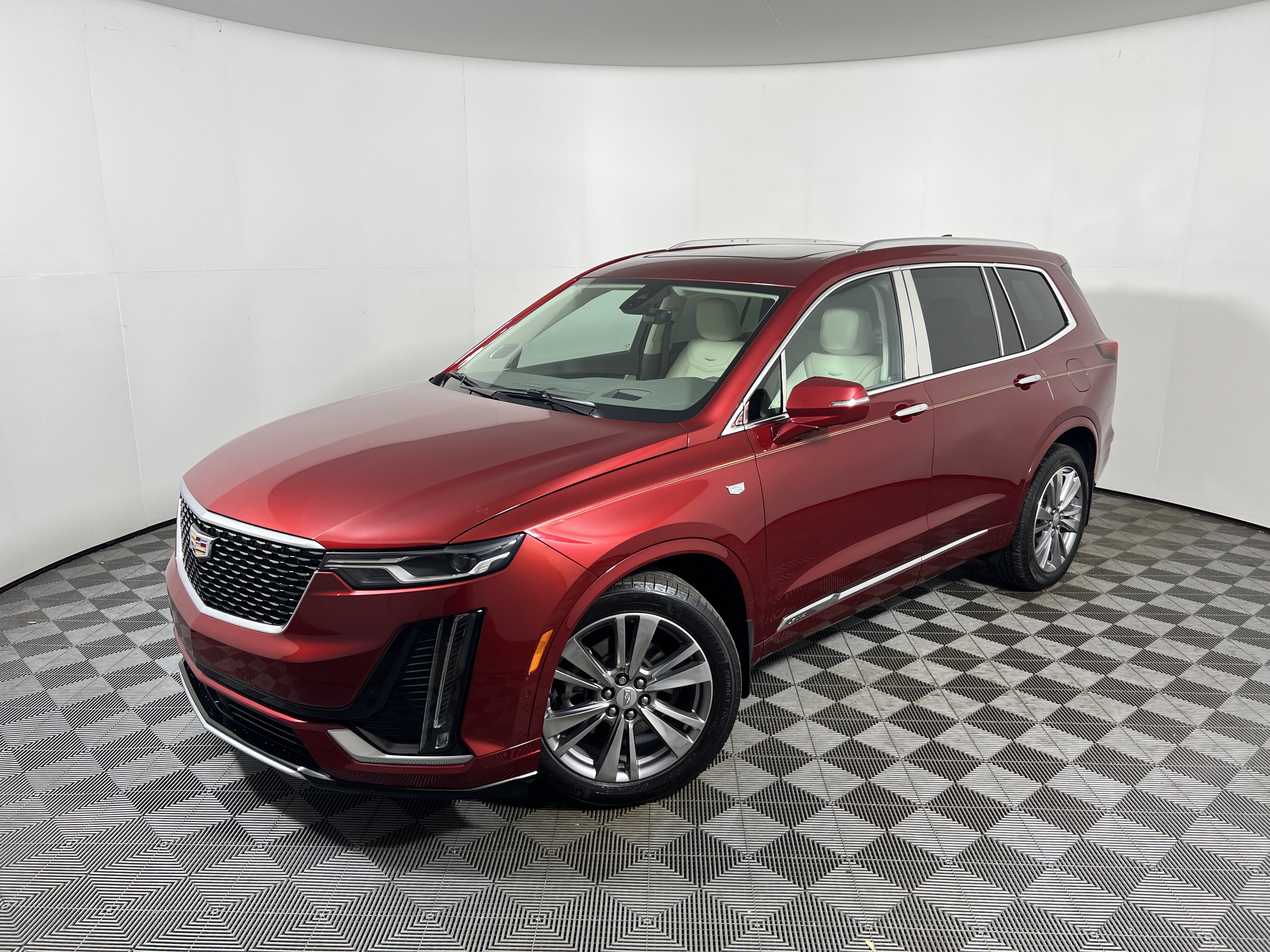  CADILLAC XT6
