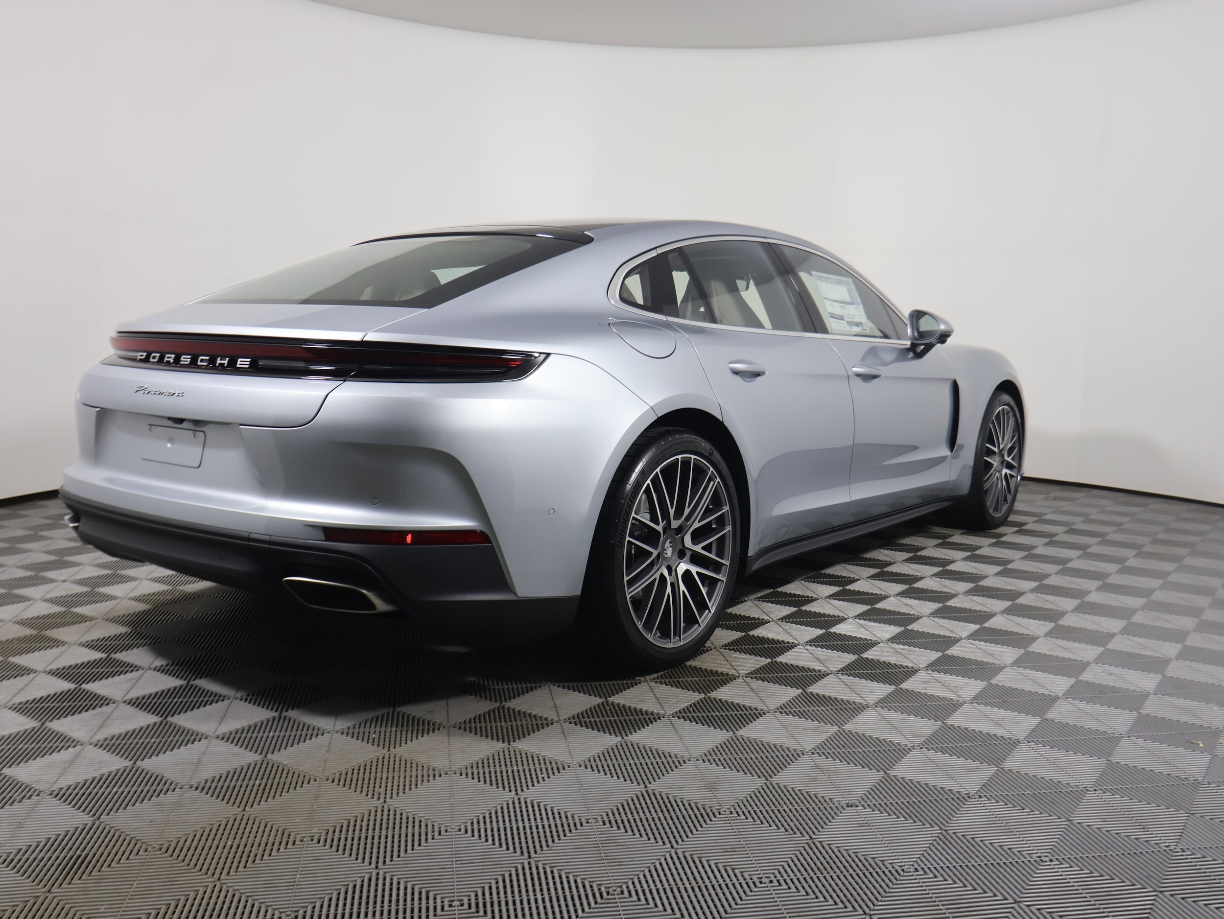 2025 Porsche Panamera Base - Photo 7