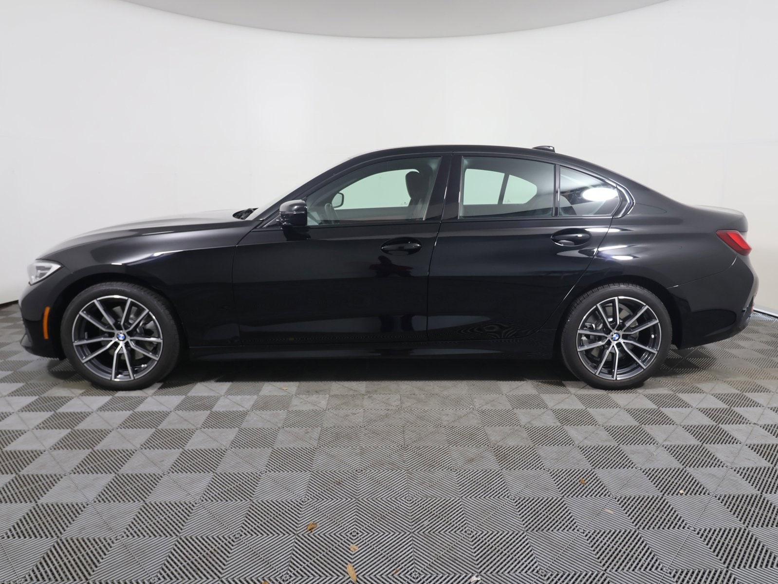 Used 2022 BMW 3 Series 330i with VIN 3MW5R1J06N8C27882 for sale in Melbourne, FL