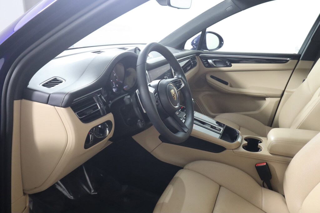 Certified 2025 Porsche Macan SUV