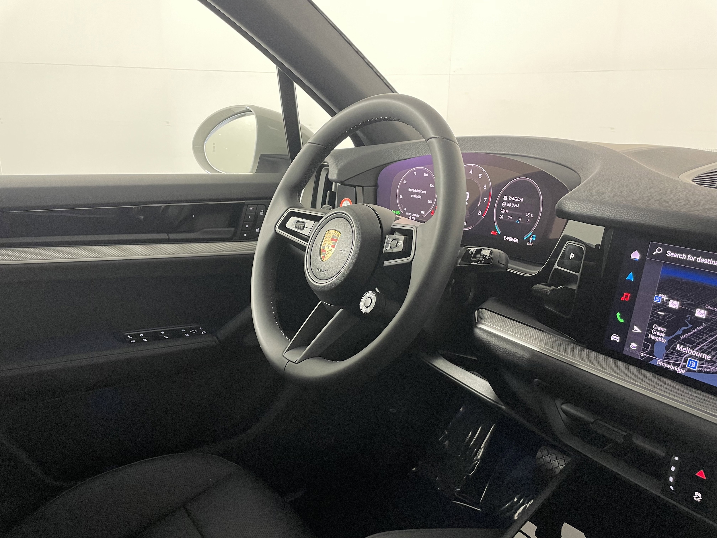 2026 Porsche Cayenne E-Hybrid - Photo 12