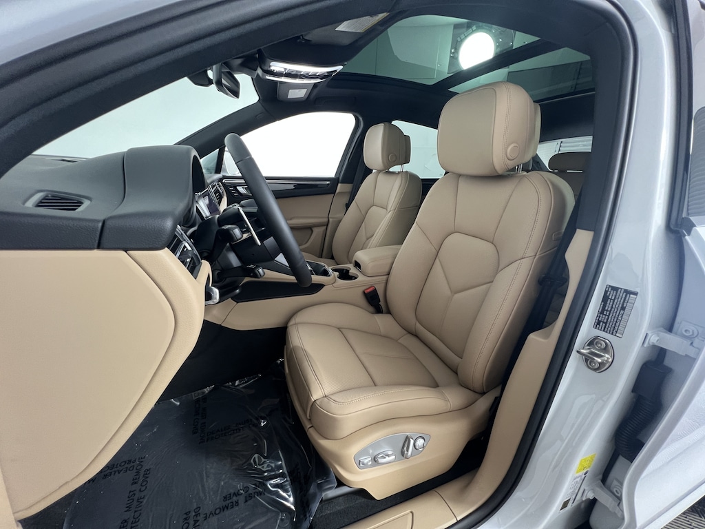New 2026 Porsche Macan AWD