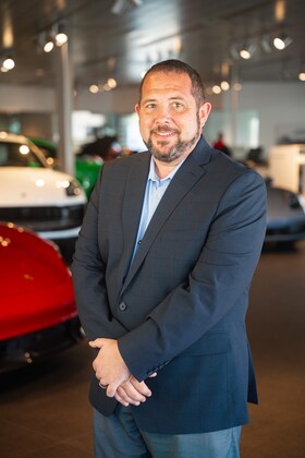 Staff member Dylan Kotoulis from ID_723cb8c8db3d