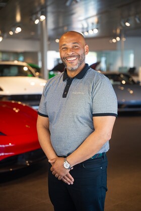 Staff member David Mitchell from ID_723cb8c8db3d