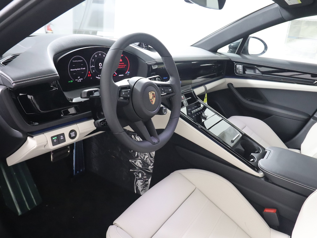 New 2026 Porsche Panamera RWD