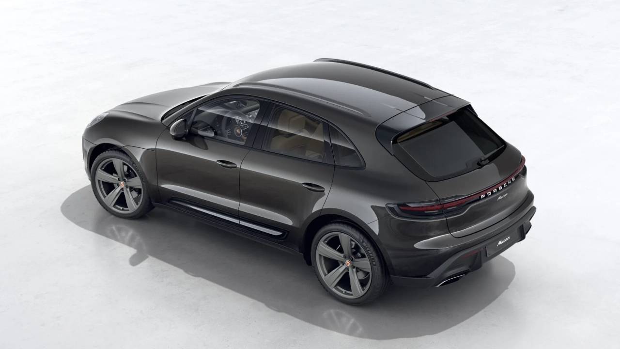 2026 Porsche Macan T photo 3