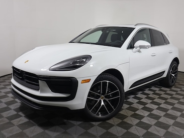 2024 Porsche Macan SUV