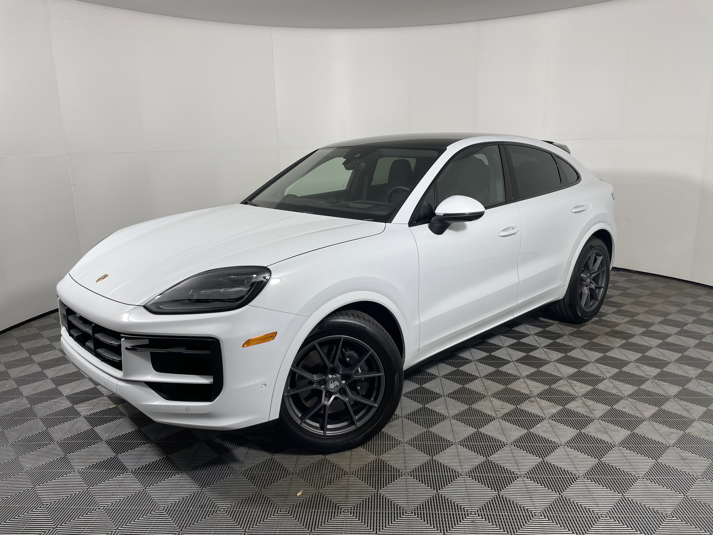 2025 Porsche Cayenne Coup Base