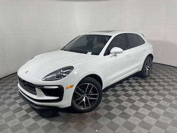 2023 Porsche Macan AWD SUV
