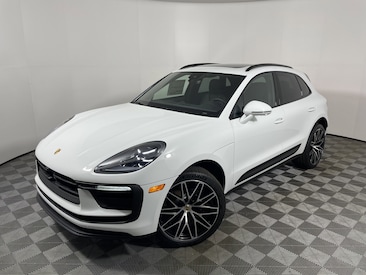 2026 Porsche Macan SUV