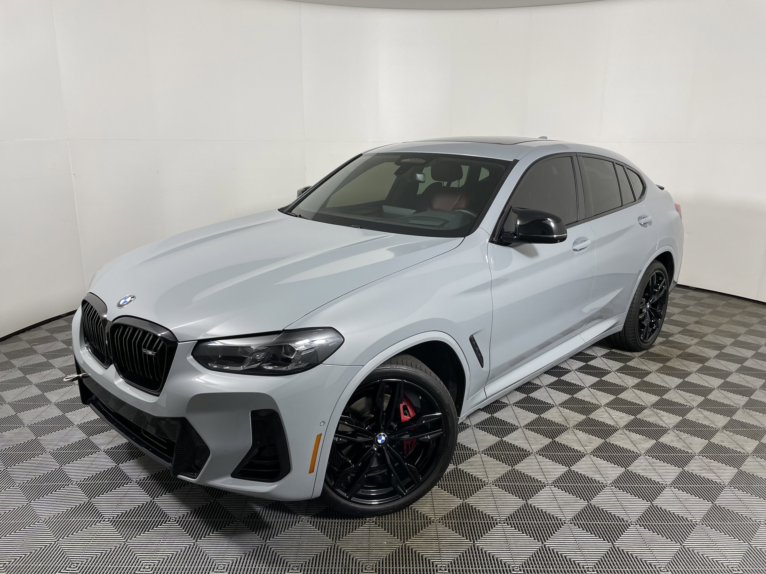 2022 BMW X4 M40i's photo