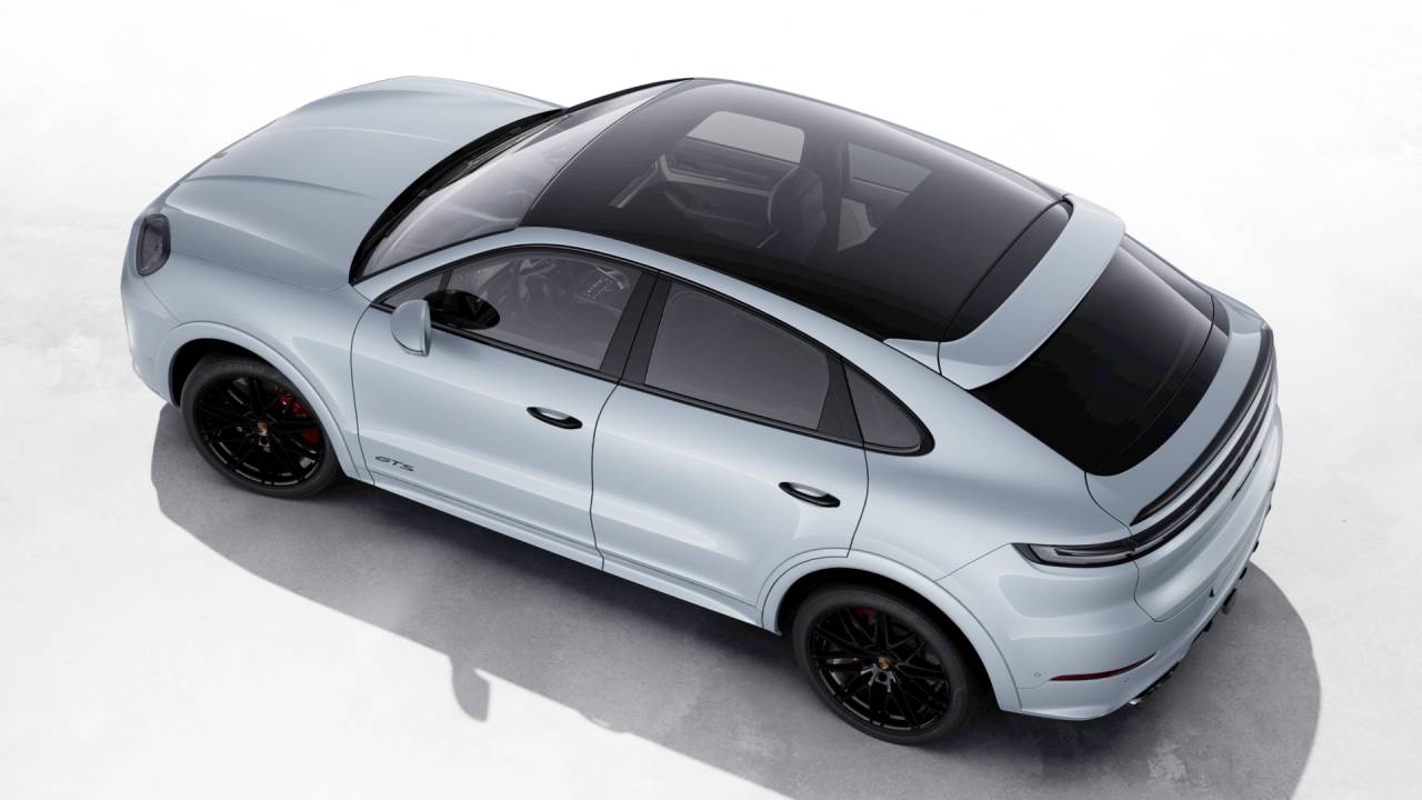 2026 Porsche Cayenne Coupe GTS photo 4