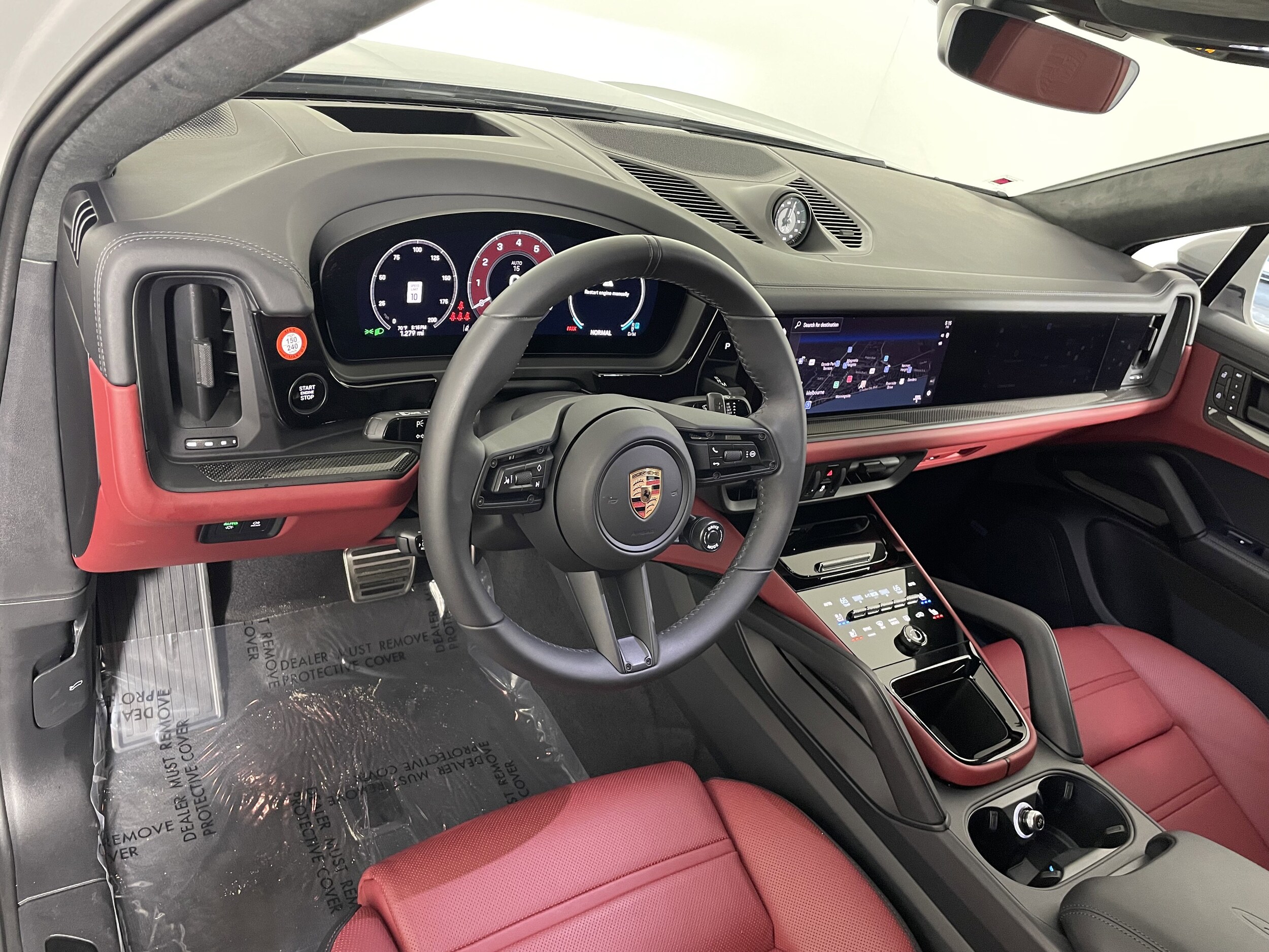 2026 Porsche Cayenne GTS Coupe photo 4