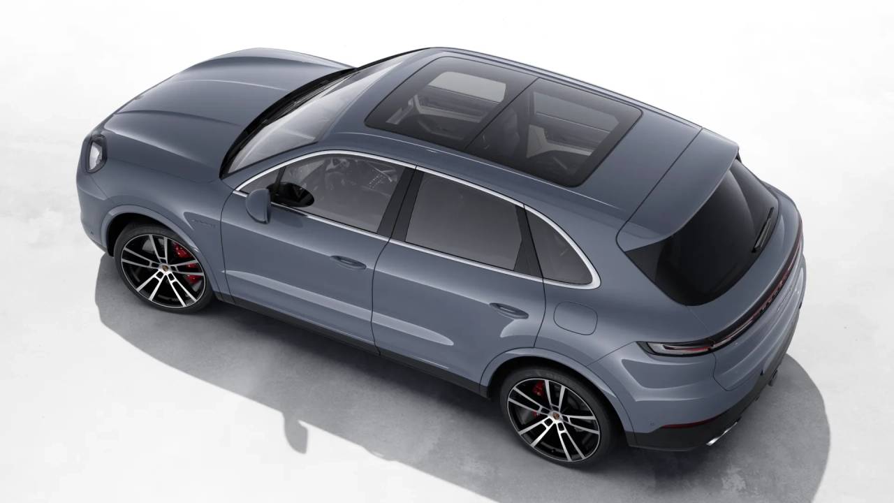 2026 Porsche Cayenne E-Hybrid S photo 4