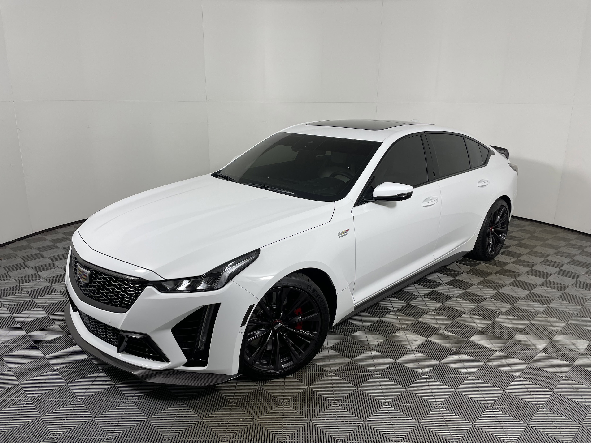 2024 Cadillac CT5 V-Series Blackwing's photo