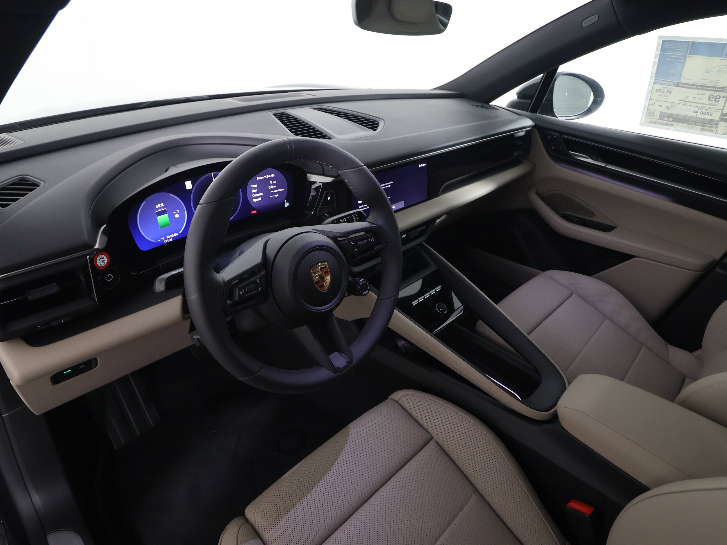 2025 Porsche Macan Electric photo 3