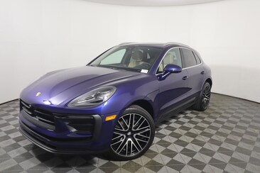 2025 Porsche Macan SUV