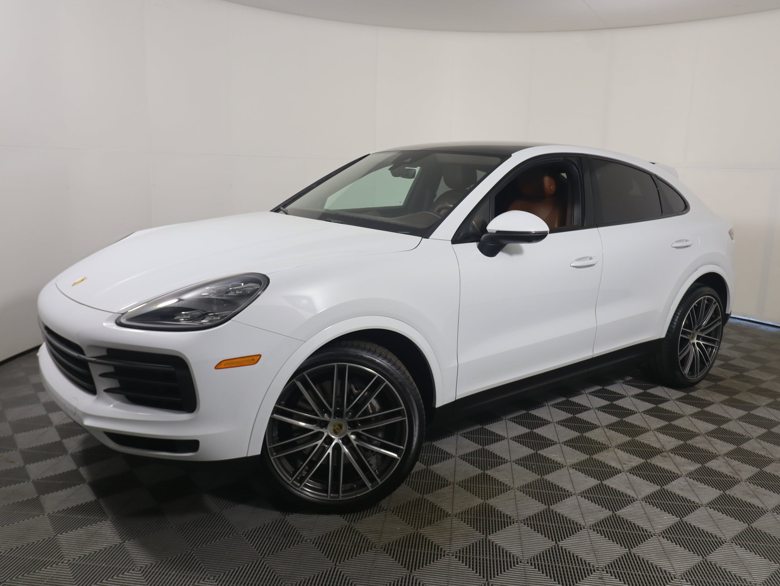 2023 Porsche Cayenne Coup Platinum Edition