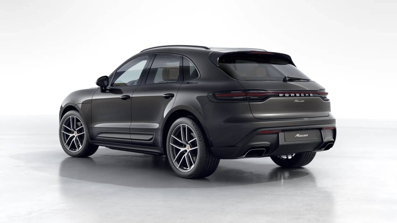 2026 Porsche Macan T photo 3