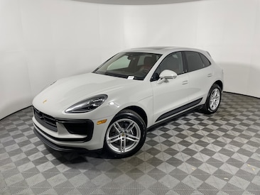 2026 Porsche Macan SUV