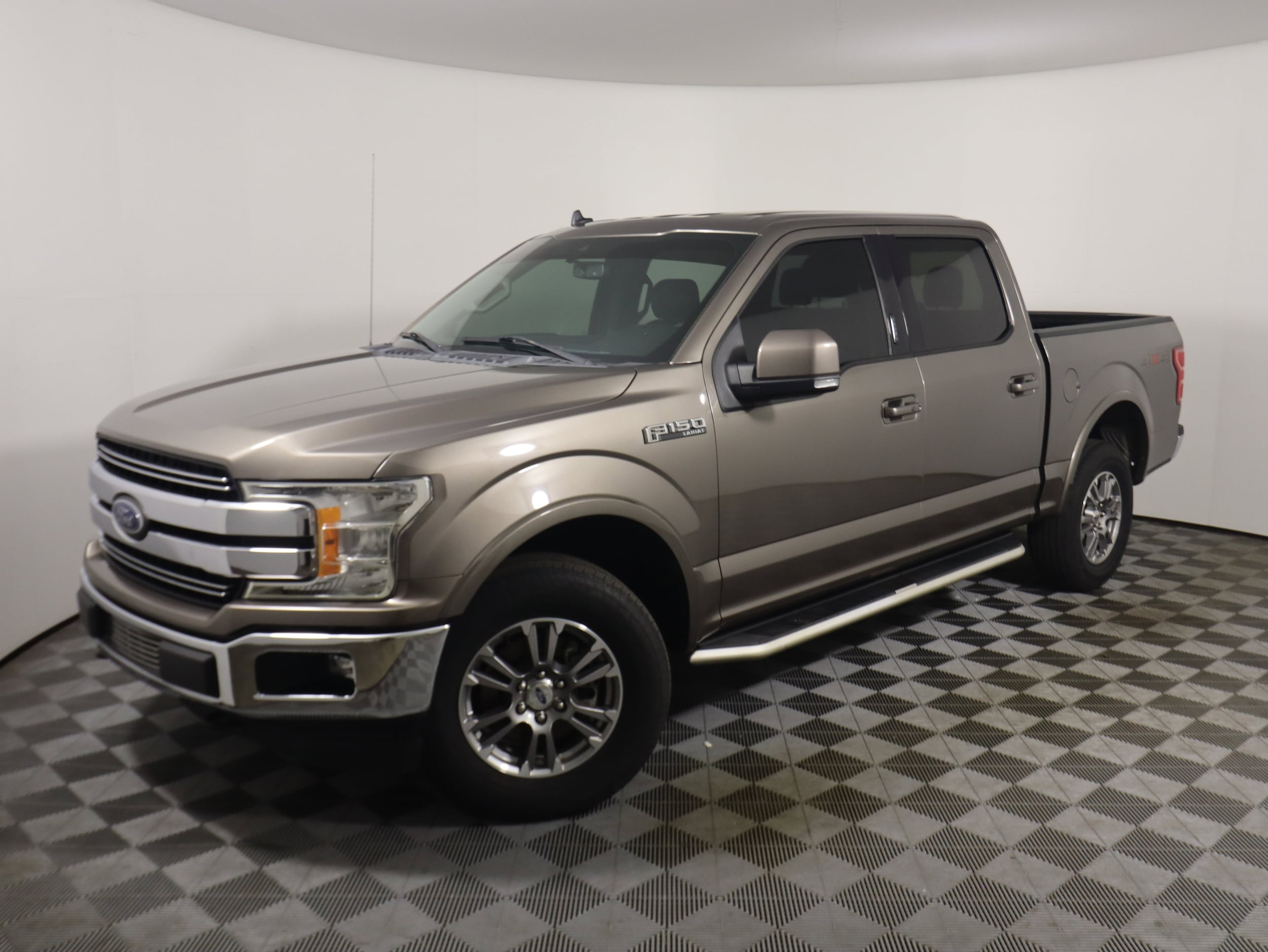 2019 Ford F-150 Lariat's photo