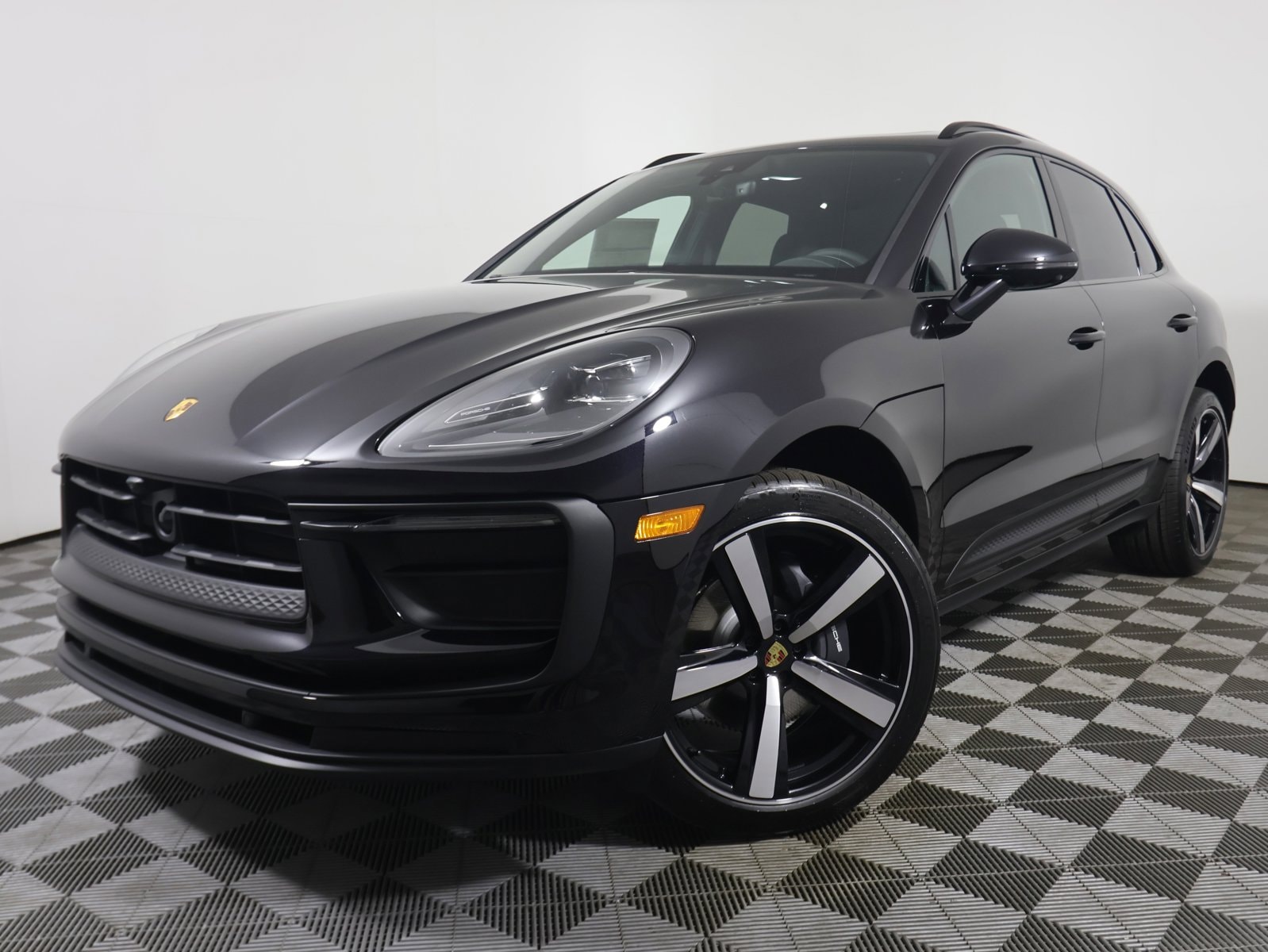 2024 Porsche Macan