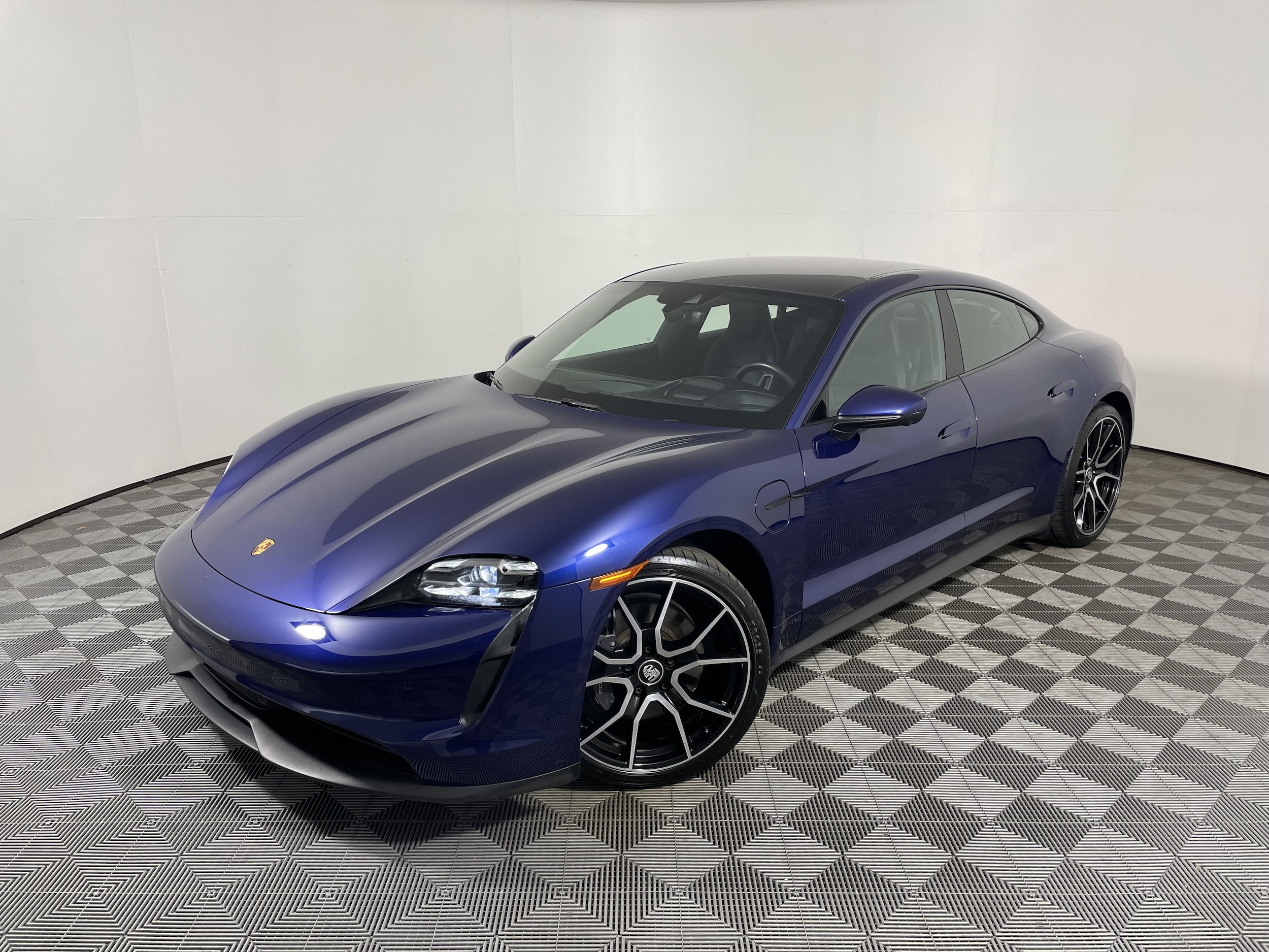 2023 Porsche Taycan Base