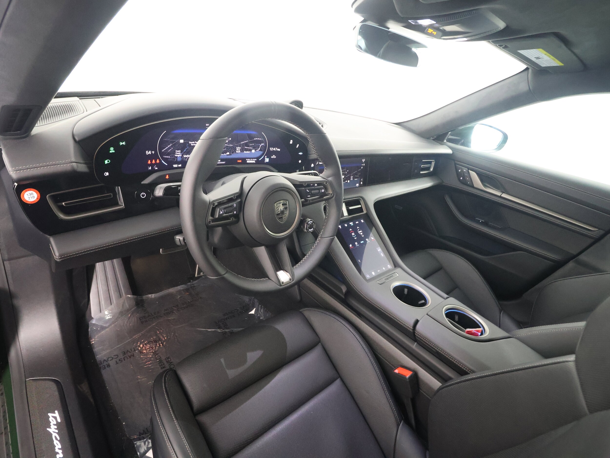2025 Porsche Taycan Turbo photo 4