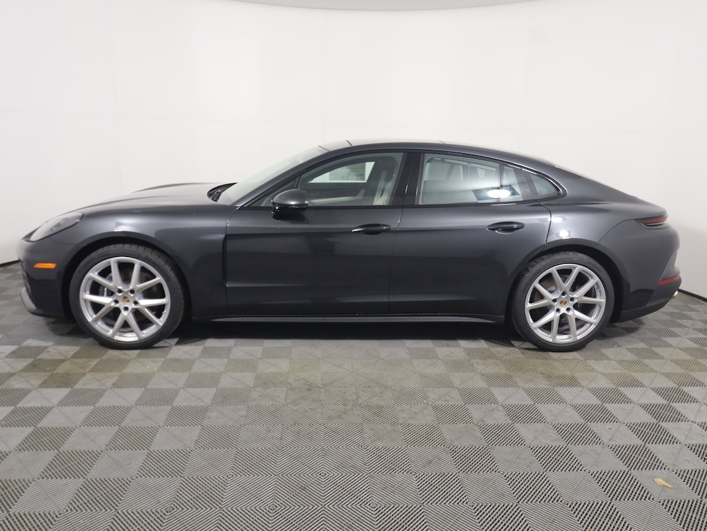 New 2026 Porsche Panamera RWD