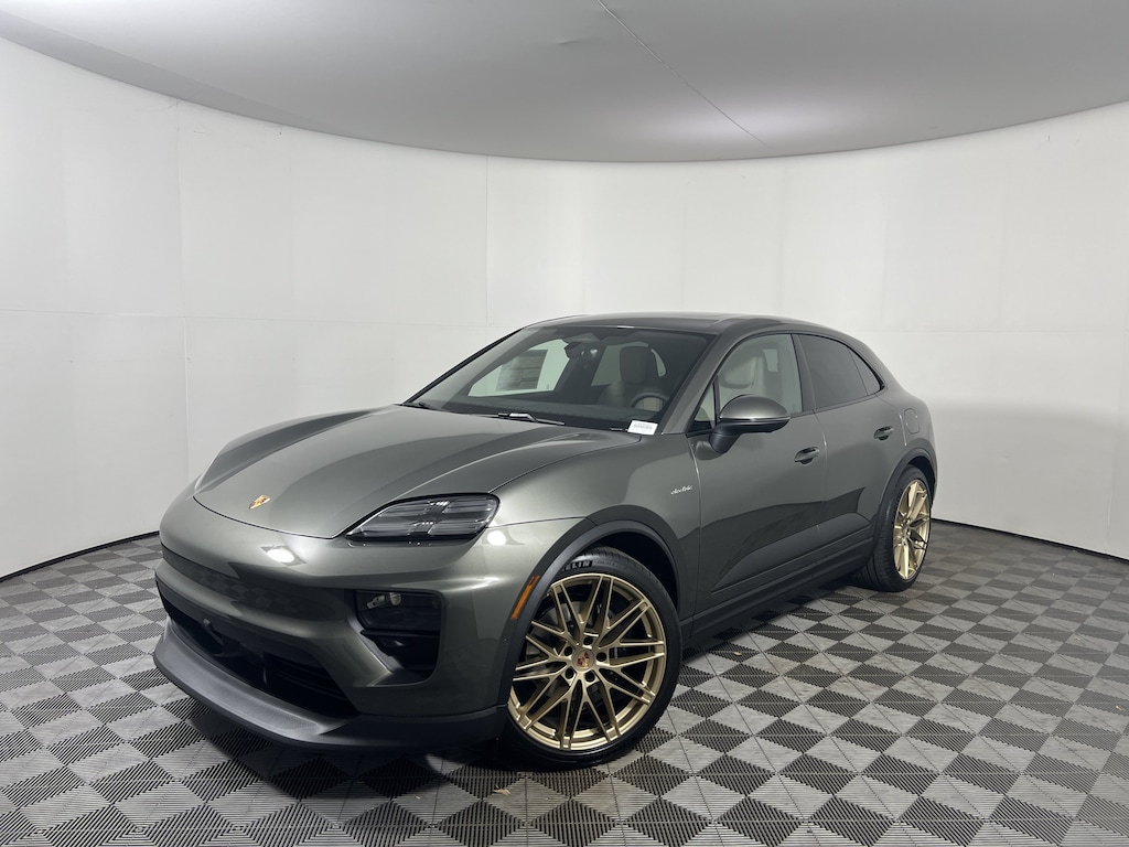 New 2026 Porsche Macan Electric Electric RWD