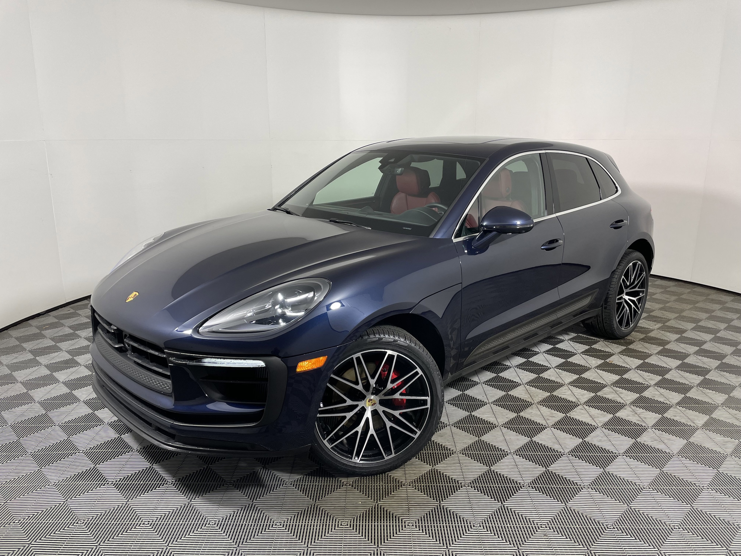 2022 Porsche Macan S