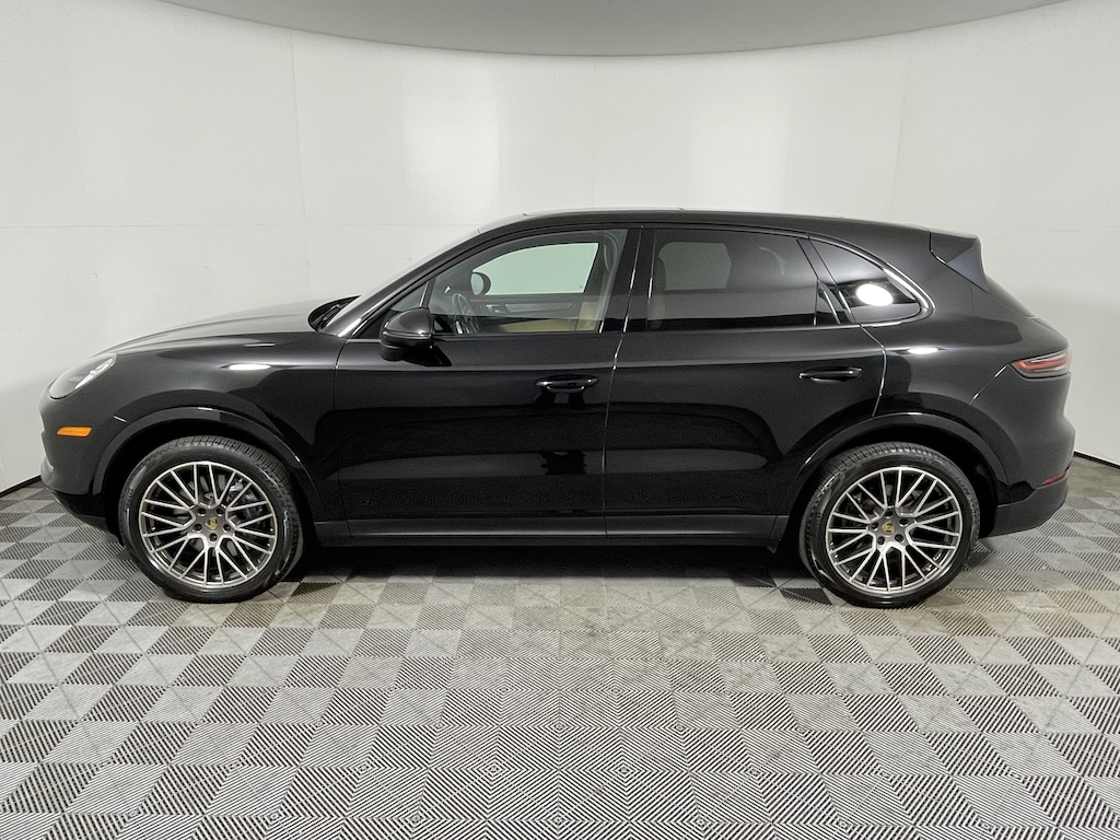Certified 2023 Porsche Cayenne Platinum Edition SUV