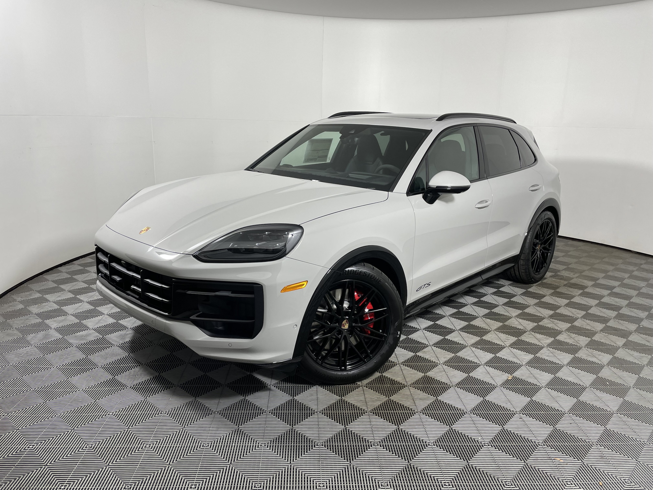 2026 Porsche Cayenne GTS